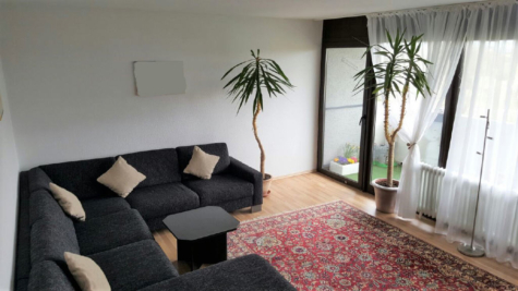 Helle Eigentumswohnung mit Blick ins Grüne, Aufzug und Balkon, 55218 Ingelheim am Rhein, Wohnung
