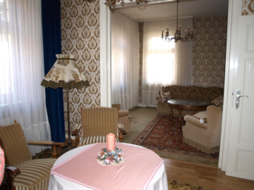 Ehemaliges Winzerhaus mit viel Platz + Scheune (reserviert) - Bild3