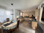 Top gepflegtes Einfamilienhaus mit Balkon, Terrasse und kleinem Garten - Bild6