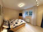 Top gepflegtes Einfamilienhaus mit Balkon, Terrasse und kleinem Garten - Bild16
