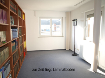 Schöne größzügige WG-Geeignete 4 ZKB-Wohnung - Bild3