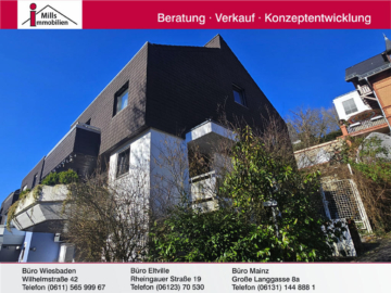 Freistehendes Einfamilienhaus in Wiesbaden-Sonnenberg mit 2 sonnigen Süd-Balkonen, Terrasse + Doppelgarage, 65193 Wiesbaden, Einfamilienhaus