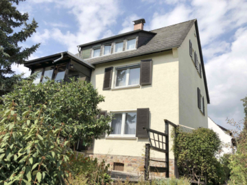 Großes freistehendes Haus mit sonnigem Garten - Bild3