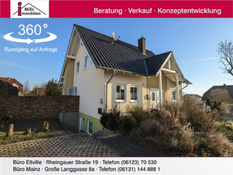 Attraktives freistehendes Einfamilienhaus mit großem Garten und Einliegerwohnung, 55452 Dorsheim, Einfamilienhaus