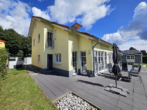 Junges Einfamilienhaus mit Terrasse und sonnigem Garten - Bild4
