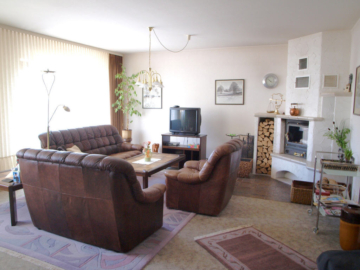 NATUR PUR: Mitten in Taunusstein, Haus mit ELW + Natur-Garten - Bild3