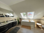 Neuwertiges, freistehendes Traumhaus mit sonnigem Garten und Fernblick in 1-A-Wohnlage - Bild7