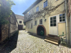 Historisches Zweifamilienhaus mit Scheune und sonnigem Garten in guter Lage - Bild3