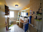 Pfiffige Dachgeschoss-Wohnung mit sonniger Dachterrasse und Garage in ruhiger 1-A-Lage - Bild5