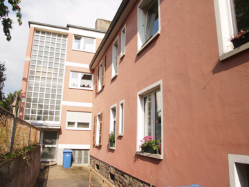 2 große 3-Familienhäuser (Doppelhaus) Top Lage - Bild3