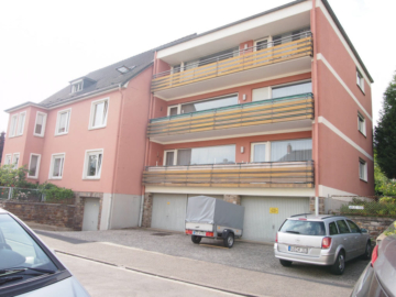 2 große 3-Familienhäuser (Doppelhaus) Top Lage - Bild1
