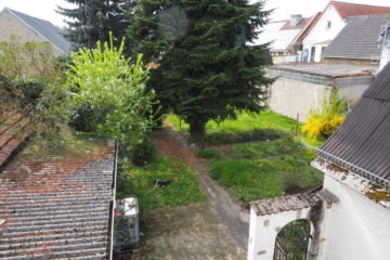 Winzerhaus + Scheune + großer Süd-West-Garten - Bild5