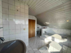 Großes, freistehendes und top-gepflegtes Einfamilienhaus mit möglicher Einliegerwohnung - Bild14