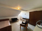 Hübsches, großzügiges Einfamilienhaus mit sonnigem Garten auf großem Grundstück - Bild9