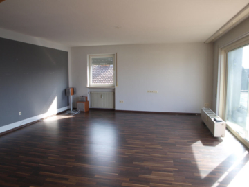 Feistehendes Haus mit 2 großen Wohnungen in schöner Wohnlage - Bild3