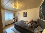 Top Einfamilienhaus mit 2 Terrassen und schönem Garten - Bild11