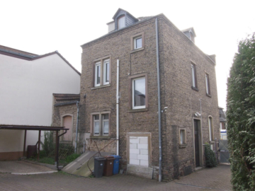 Entzückendes 1-2 Familien- Backsteinhaus mit Ausbaupotential - Bild2