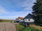 Charmantes Zweifamilienhaus mit Einliegerwohnung, Terrasse und Garten - Bild11