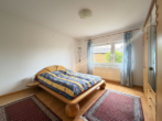 Freistehendes 1-2 Familienhaus mit sonniger Terrasse auf großem Grundstück in ruhiger Lage - Bild6