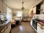Großes Mehrfamilienhaus in zentraler Lage vielseitig nutzbar - auch zum Wohnen und Arbeiten - Bild11