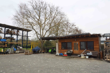 Große Halle mit charmanter Privatwohnung - Bild2