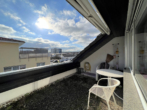 Schicke, helle Dachgeschoss-Wohnung mit großer Loggia in Bodenheim - Bild2
