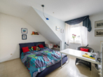 Schicke, helle Dachgeschoss-Wohnung mit großer Loggia in Bodenheim - Bild6