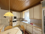 Charmantes Einfamilienhaus + weitere Wohnung im Nebengebäude mit sonnigem Garten, großem Hof und Garage - Bild8