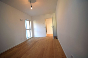 Moderne, 2018 komplett sanierte 3,5-ZKB-Wohnung - Bild5