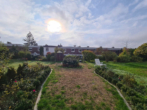 Perfektes Einfamilienhaus in 1 A Lage mit traumhaft angelegtem Garten - Bild2