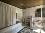 Modernisierte, äußerst charmante Hofreite mit hübschem Garten und Nebengebäuden - Bild9