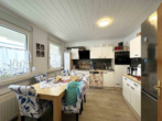 Charmantes Zweifamilienhaus mit vielseitig nutzbarem Untergeschoss und großem Innenhof - Bild5